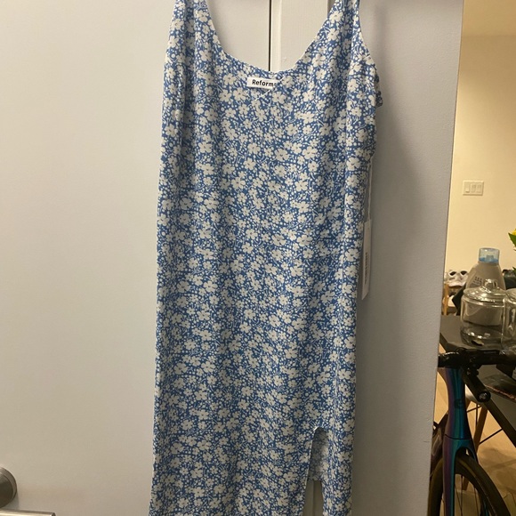 Discontinued NWT | Reformation Blue/White Mini 🌸 - Picture 3 of 3